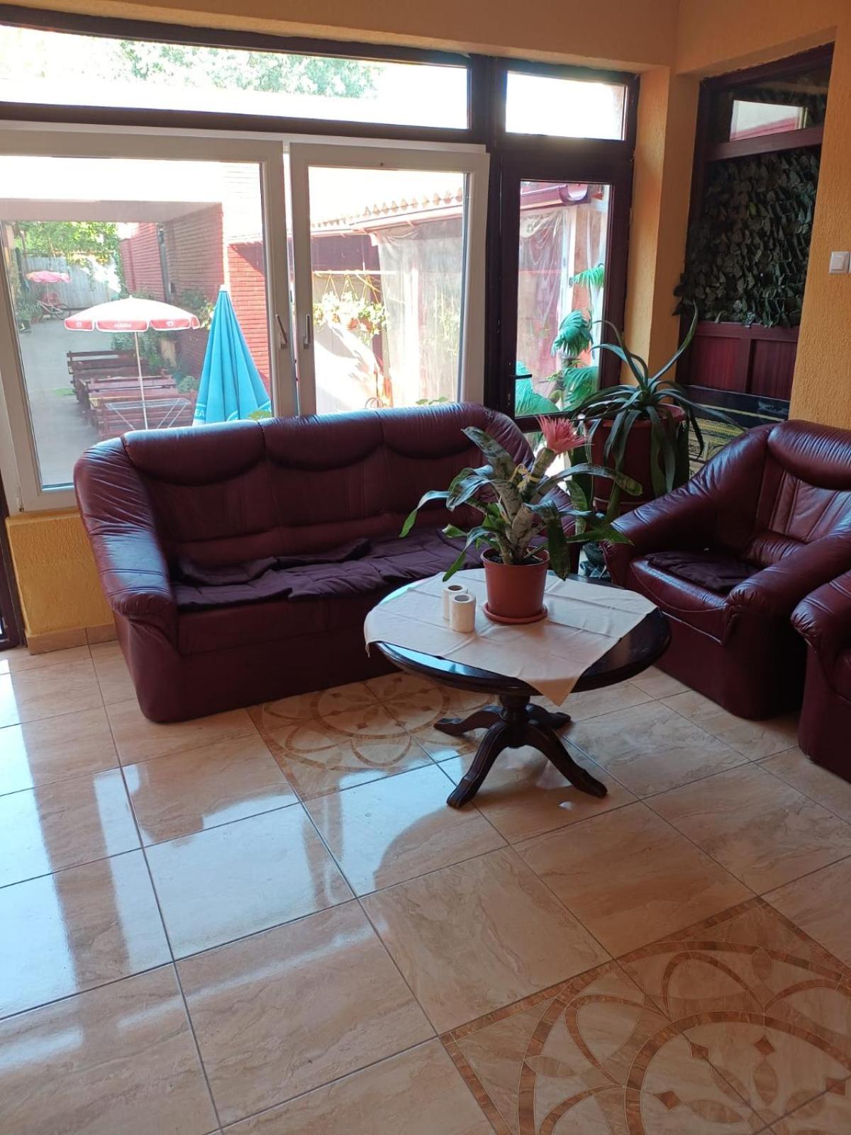 Casa Rebeca Hotel Neptun Exterior photo